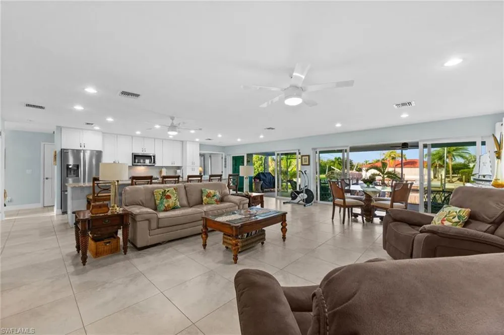 2498 Sapodilla Lane St. James City, FL 33956
