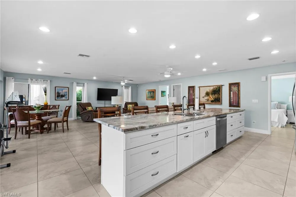 2498 Sapodilla Lane St. James City, FL 33956