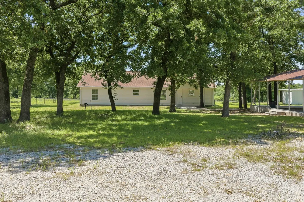 831 Barrons Ridge Wilson, OK 73463