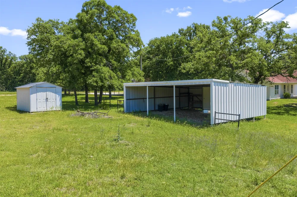 831 Barrons Ridge Wilson, OK 73463