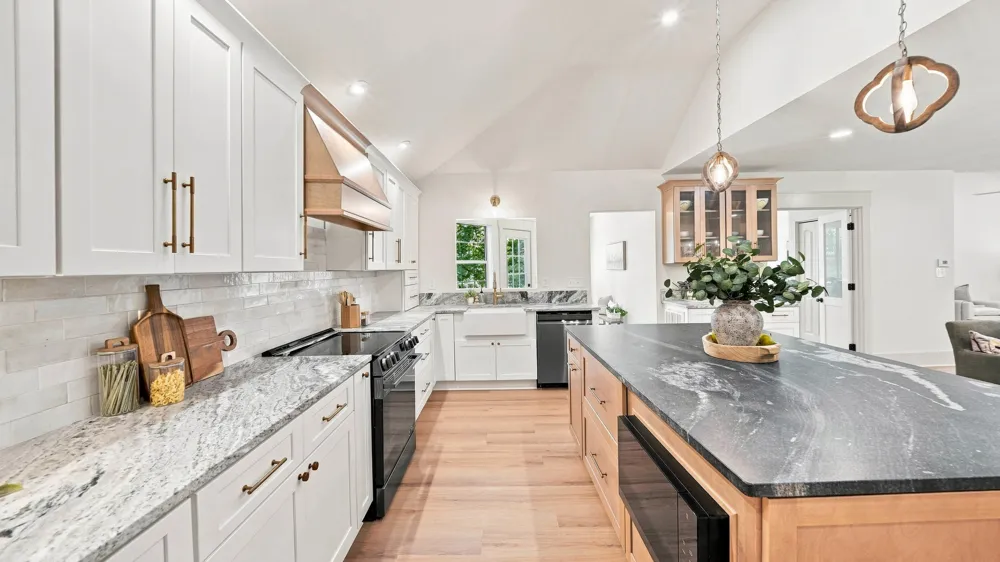 93 Gary Lane Ringgold, GA 30736