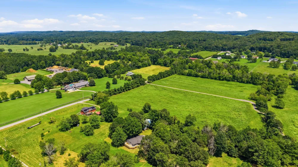 93 Gary Lane Ringgold, GA 30736