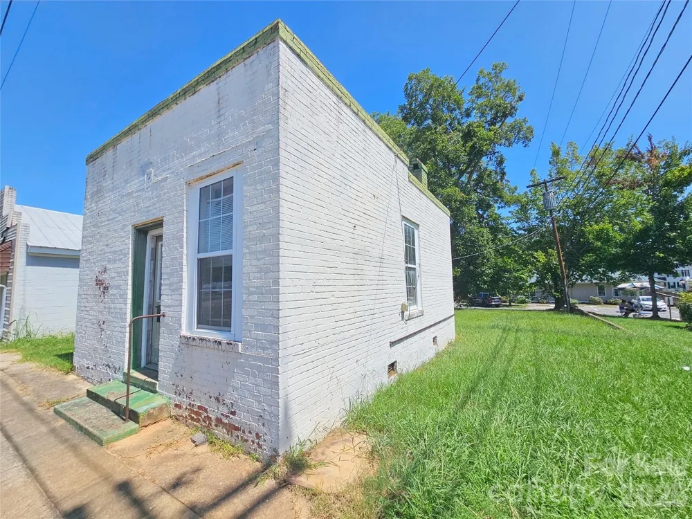 4 Roosevelt Street York, SC 29745