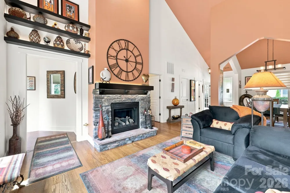 45 Creekside View Drive Asheville, NC 28804