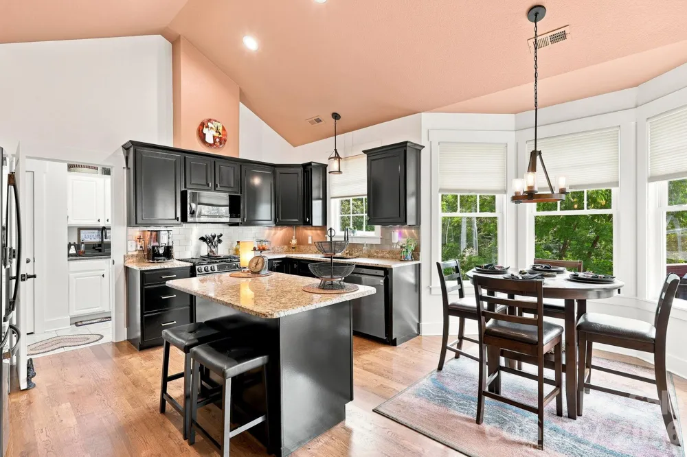 45 Creekside View Drive Asheville, NC 28804