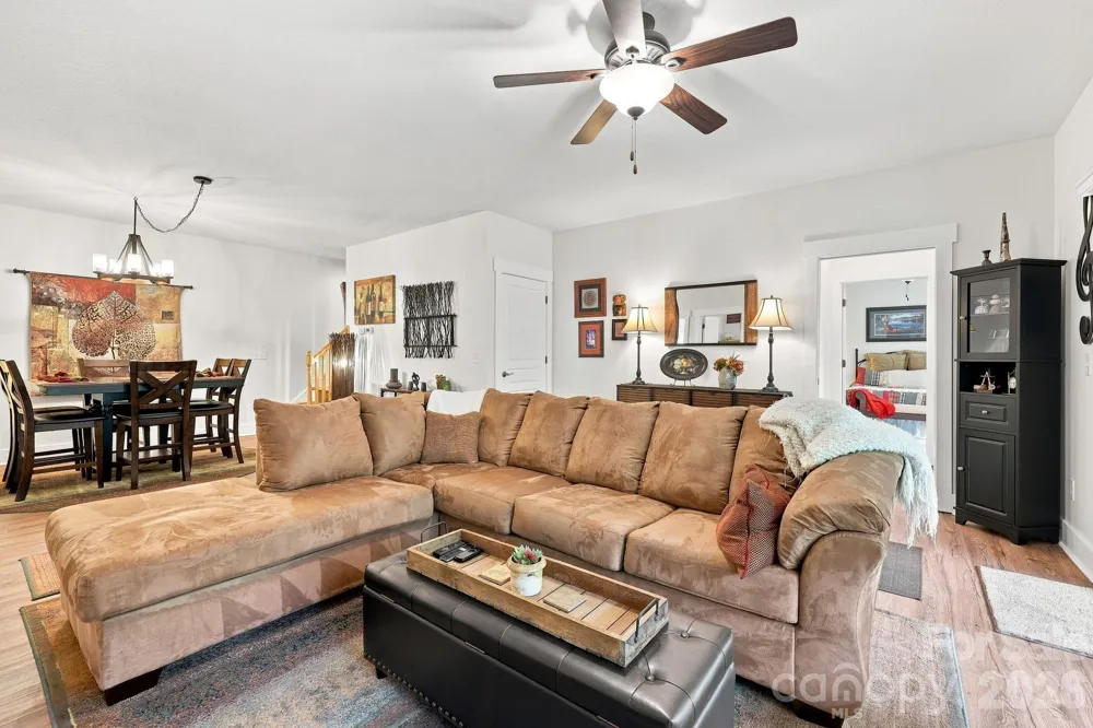 45 Creekside View Drive Asheville, NC 28804