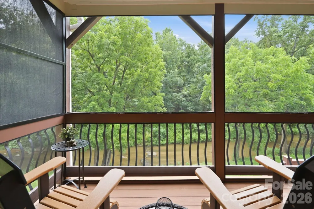 45 Creekside View Drive Asheville, NC 28804