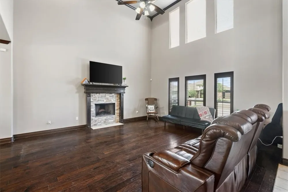 3614 Lake Palestine Robstown, TX 78380