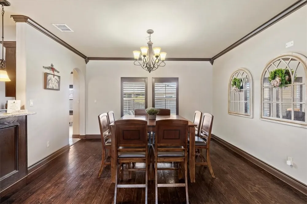 3614 Lake Palestine Robstown, TX 78380
