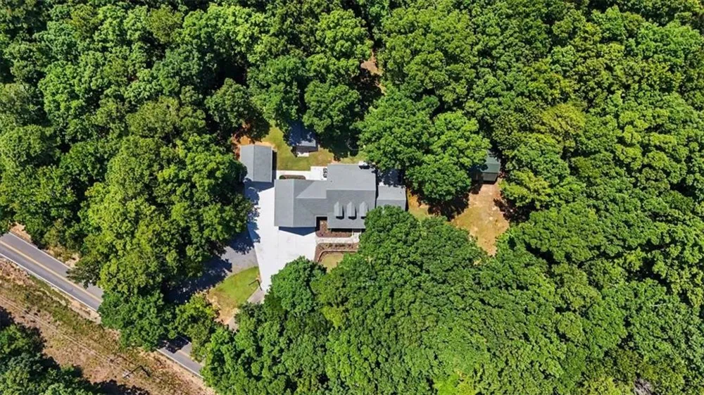 1141 Buttermilk Road SW Cave Spring, GA 30124