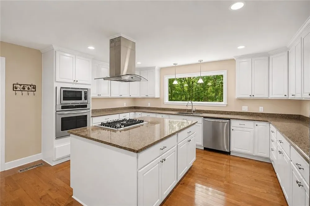 1141 Buttermilk Road SW Cave Spring, GA 30124