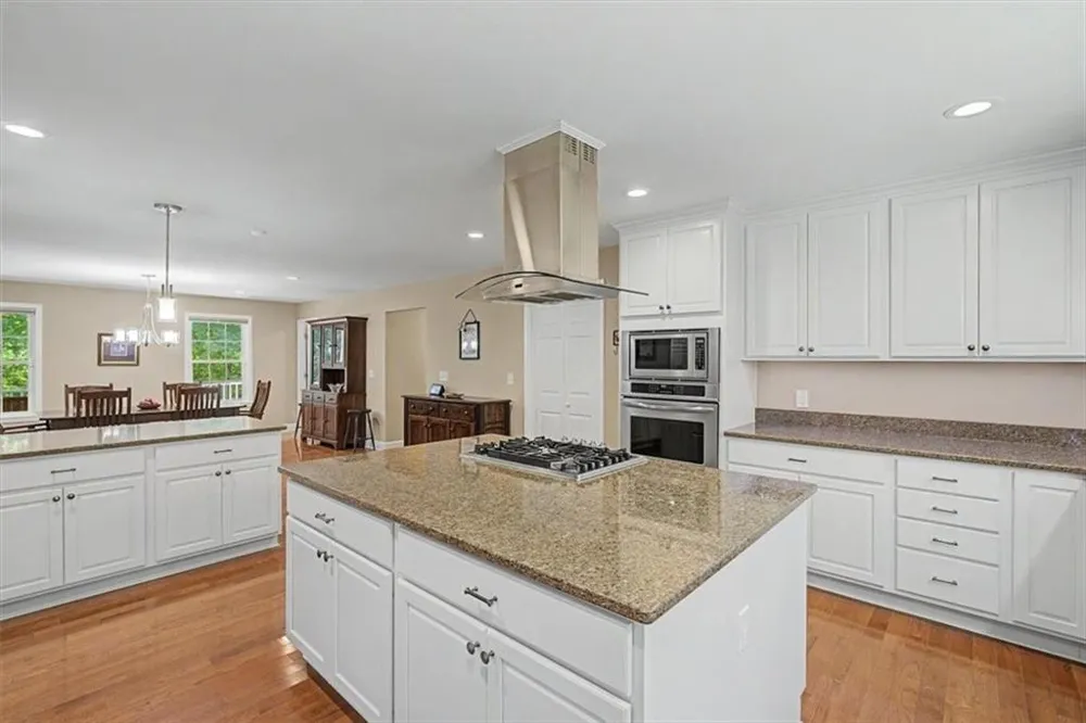 1141 Buttermilk Road SW Cave Spring, GA 30124