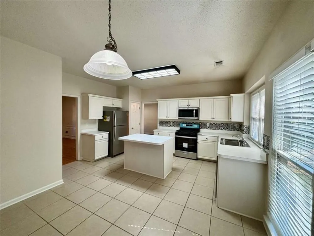 10920 Glenbarr Drive Johns Creek, GA 30097