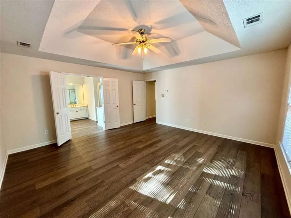 10920 Glenbarr Drive Johns Creek, GA 30097