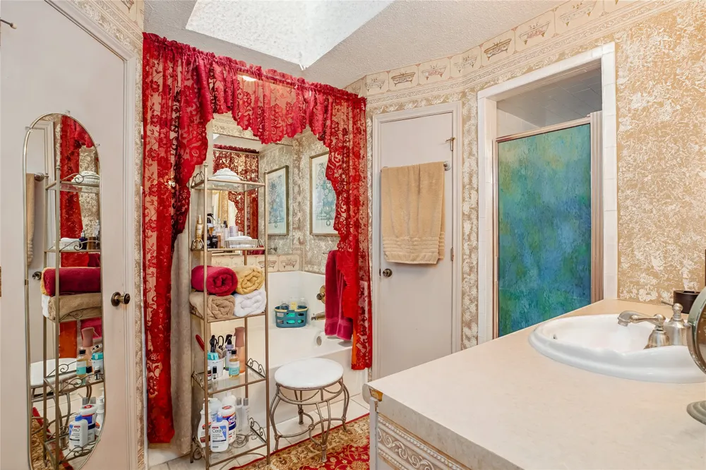 7133 Starnes Road North Richland Hills, TX 76182