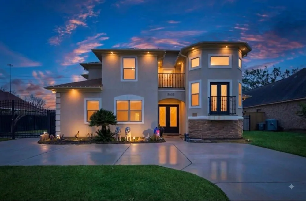 8606 Argentina St Jersey Village, TX 77040