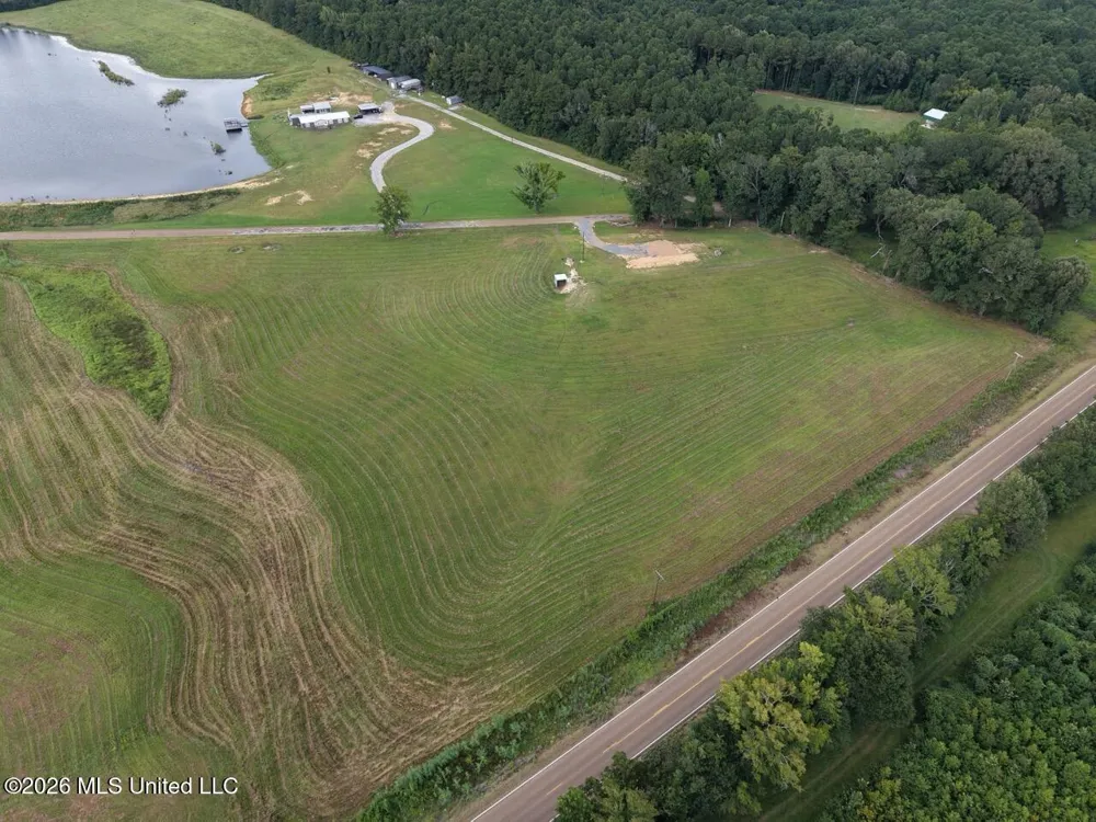 8066 Old Highway 24 Centreville, MS 39631