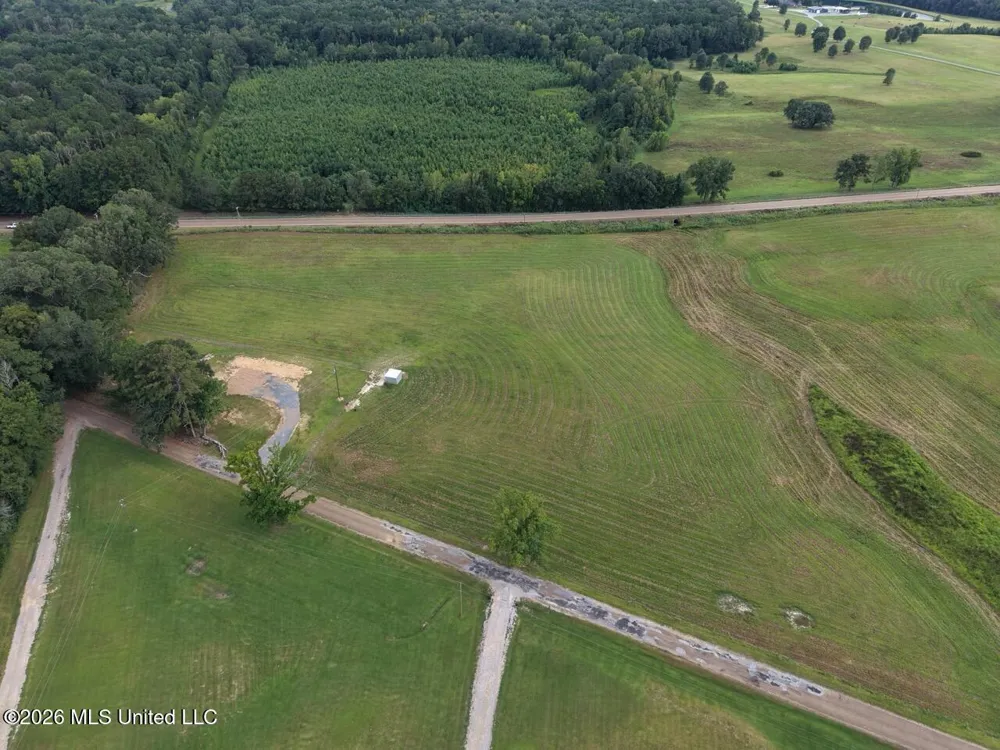 8066 Old Highway 24 Centreville, MS 39631