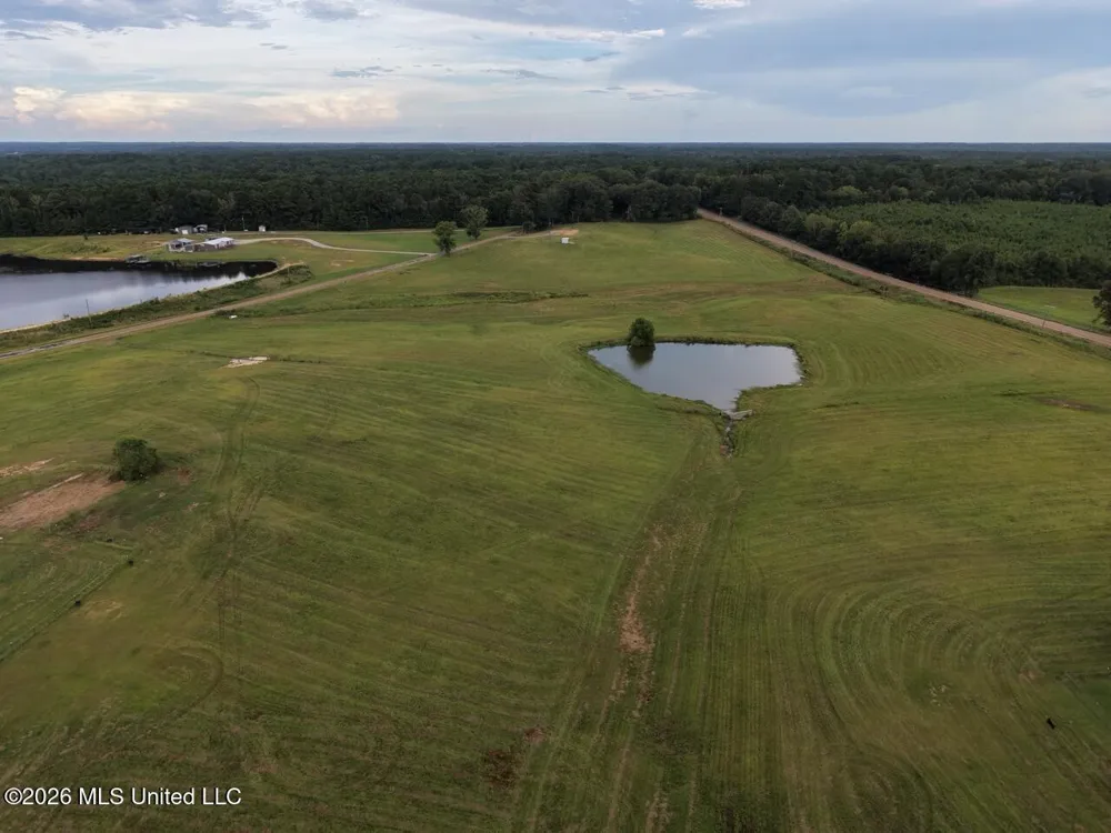 8066 Old Highway 24 Centreville, MS 39631