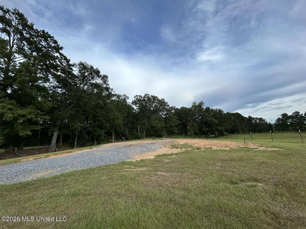 8066 Old Highway 24 Centreville, MS 39631