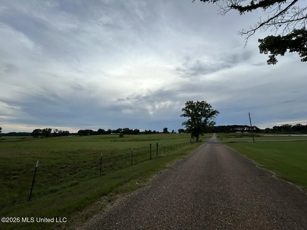 8066 Old Highway 24 Centreville, MS 39631