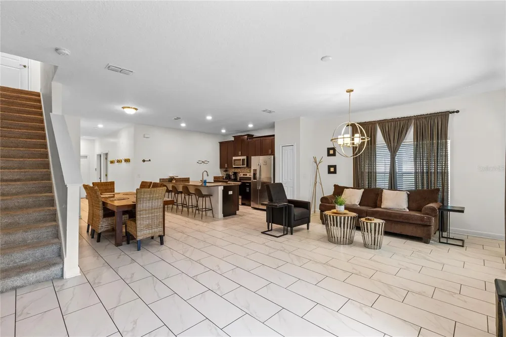 3087 JULIET DRIVE Kissimmee, FL 34746