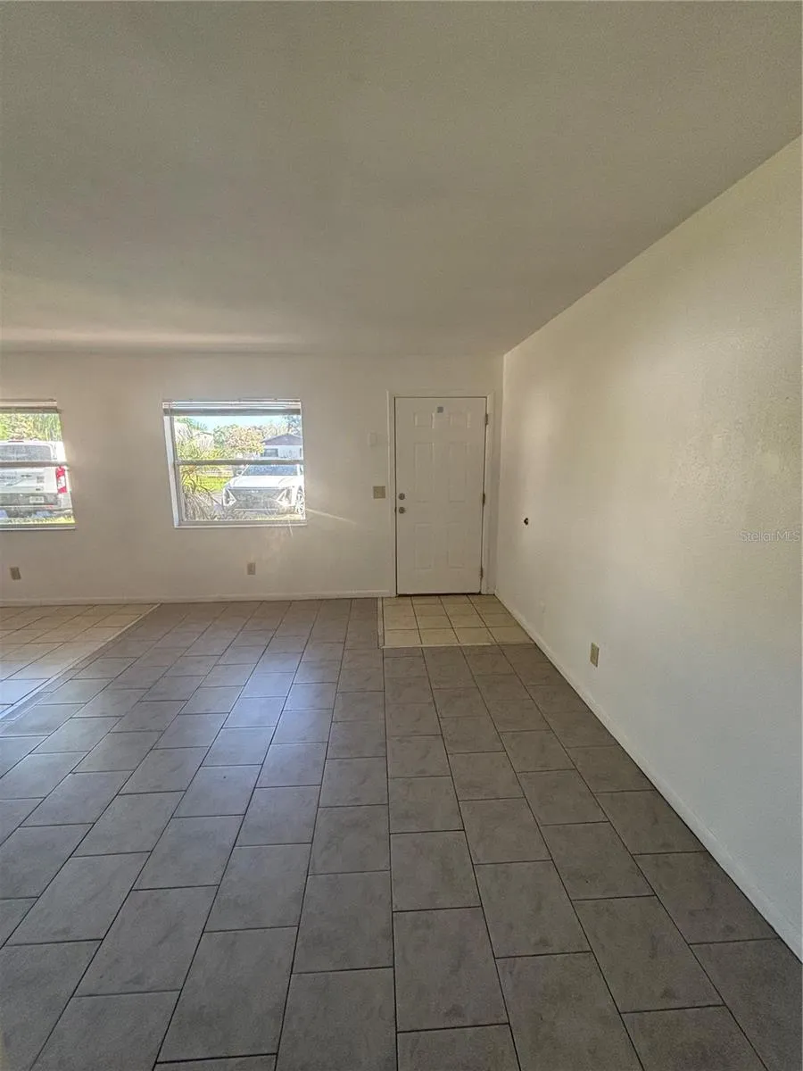 614 ROSERY ROAD NW Largo, FL 33770