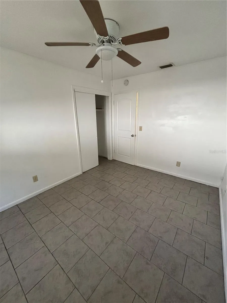 614 ROSERY ROAD NW Largo, FL 33770