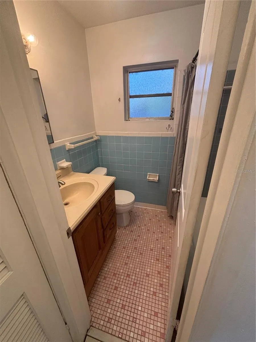 614 ROSERY ROAD NW Largo, FL 33770