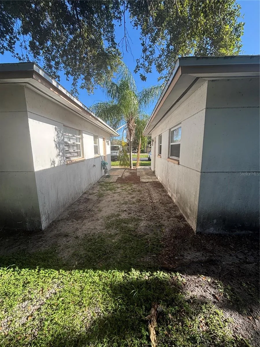 614 ROSERY ROAD NW Largo, FL 33770