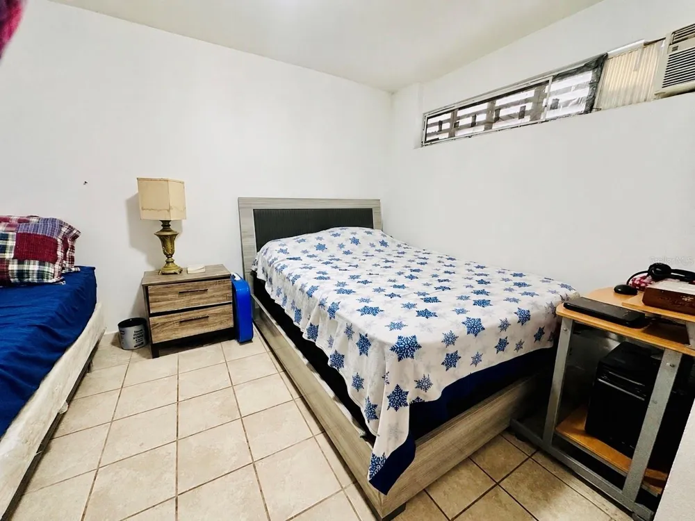 Calle 27 SO URB. LAS LOMAS 869 San Juan, PR 00921