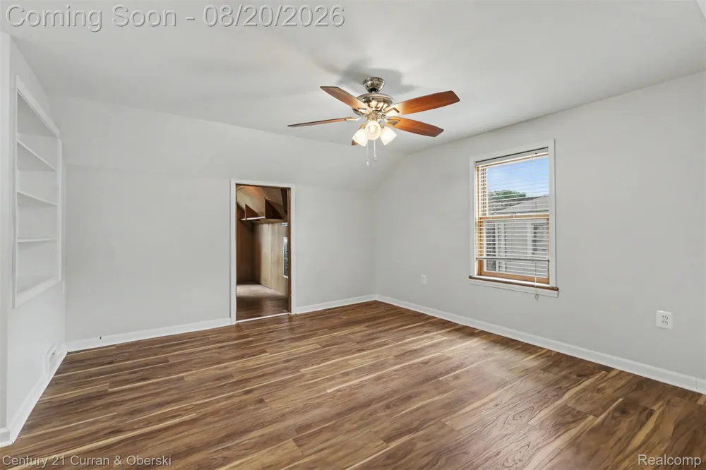 2100 Lancaster Street Grosse Pointe Woods City, MI 48236
