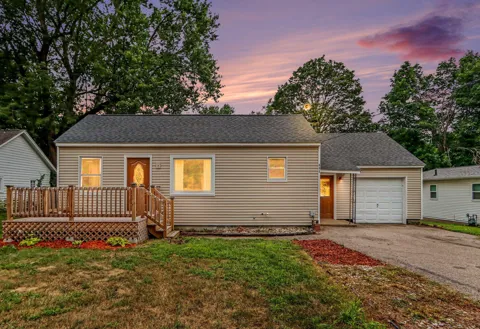 888 Riverview Drive