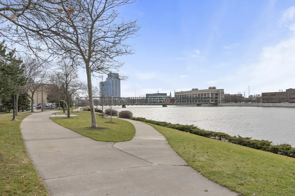 940 Monroe Avenue NW #405A Grand Rapids City, MI 49503