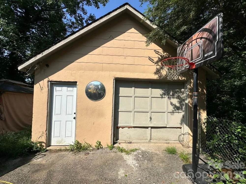 311 Beall Street NW Lenoir, NC 28645