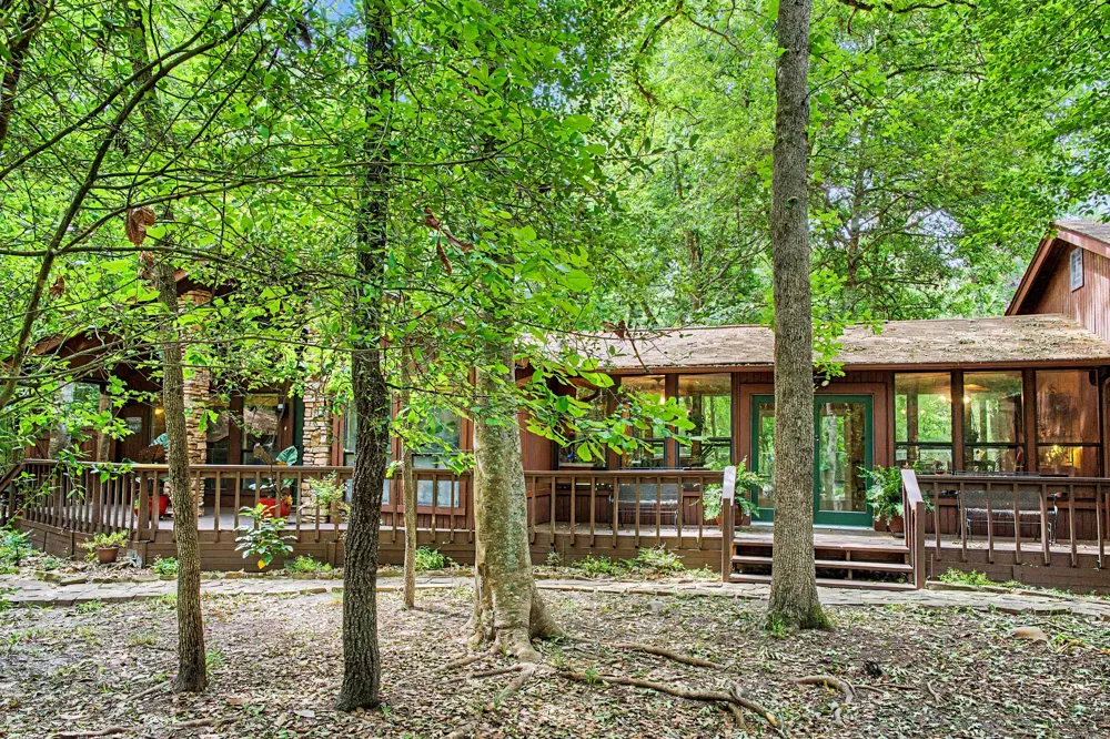 209 Woodfern Glen Holly Lake Ranch, TX 75765