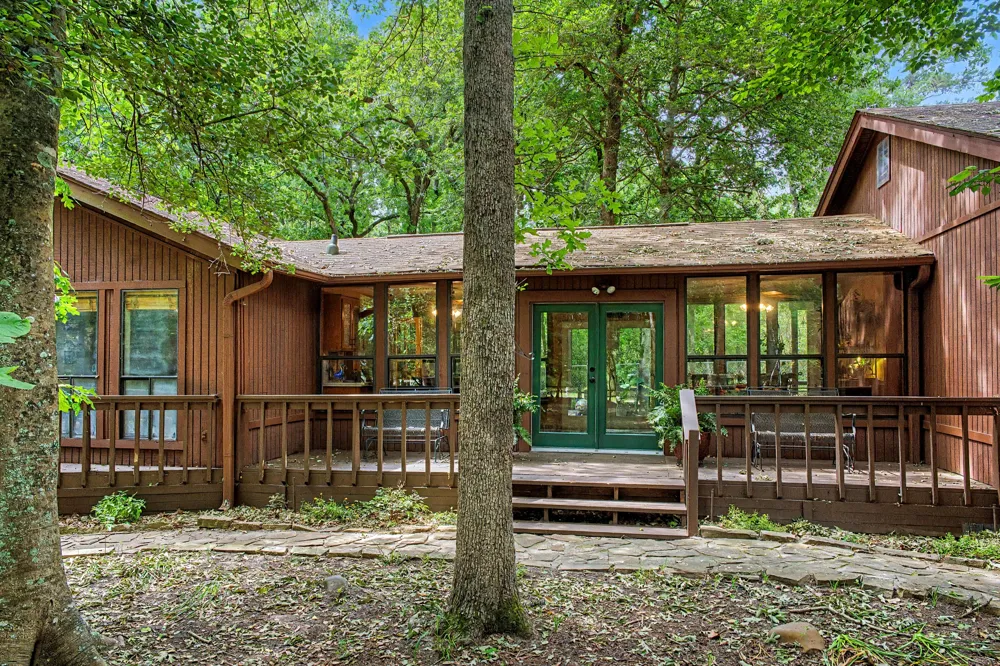 209 Woodfern Glen Holly Lake Ranch, TX 75765