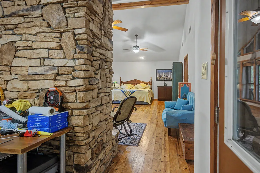209 Woodfern Glen Holly Lake Ranch, TX 75765