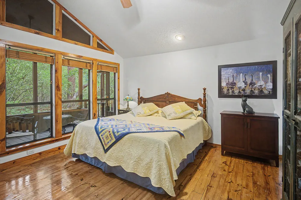 209 Woodfern Glen Holly Lake Ranch, TX 75765