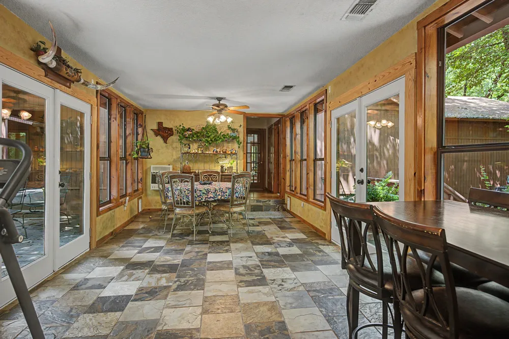 209 Woodfern Glen Holly Lake Ranch, TX 75765