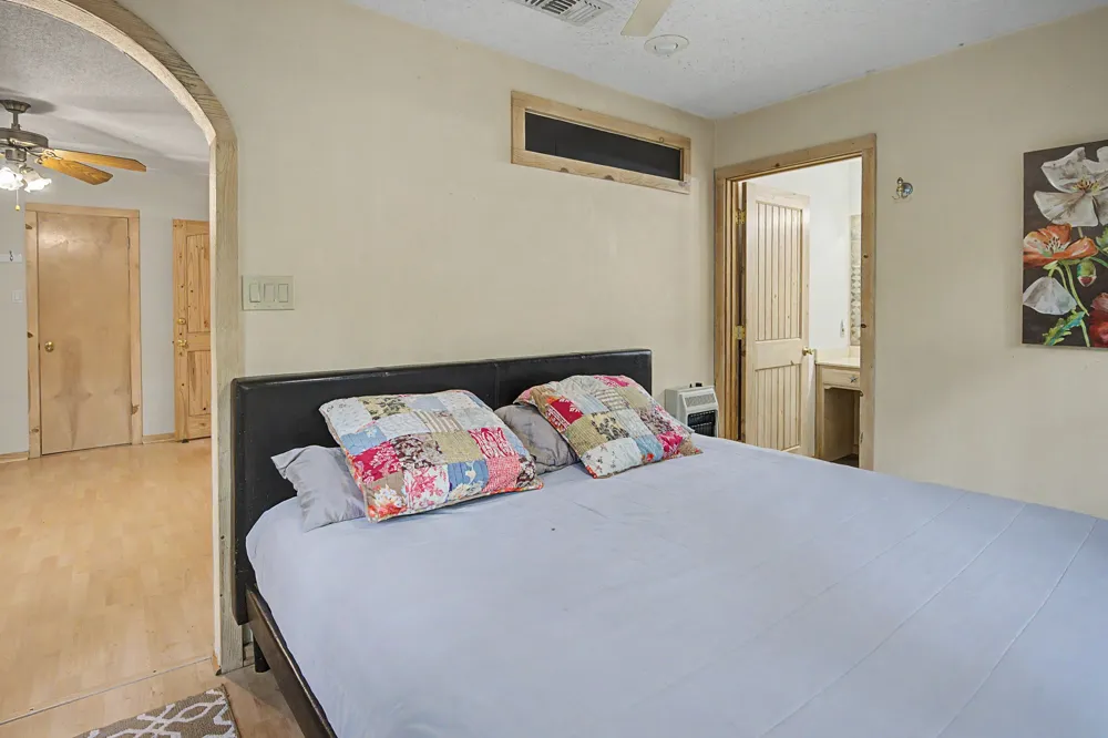 209 Woodfern Glen Holly Lake Ranch, TX 75765