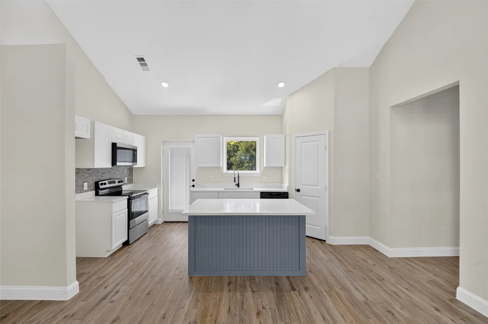 5293 County Road 921 Nevada, TX 75173