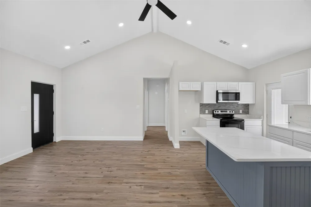 5293 County Road 921 Nevada, TX 75173