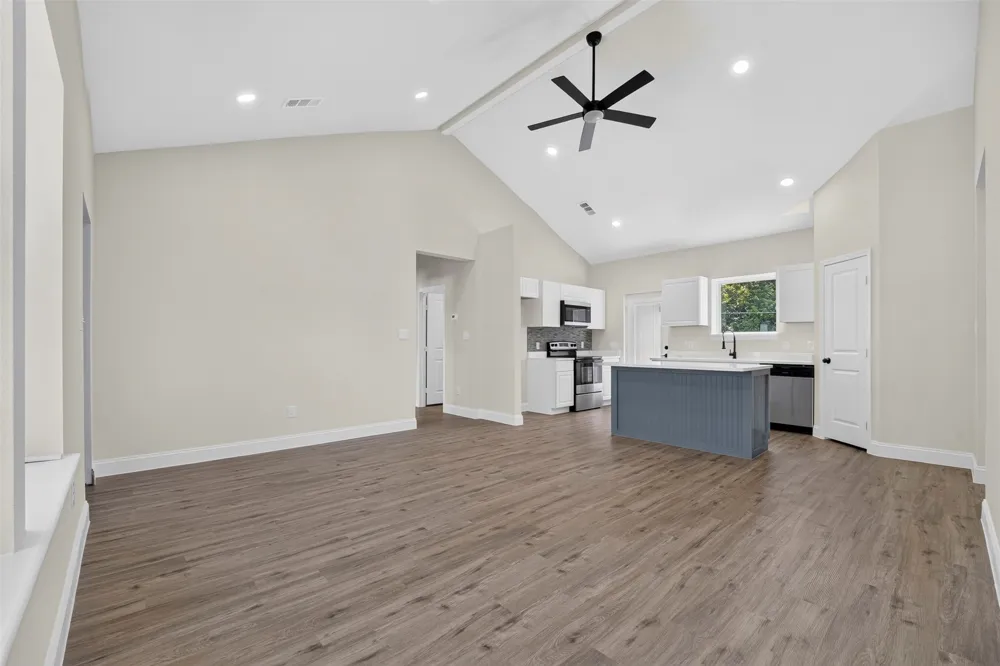 5293 County Road 921 Nevada, TX 75173