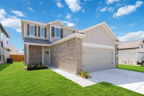 1052 Lilly Lane