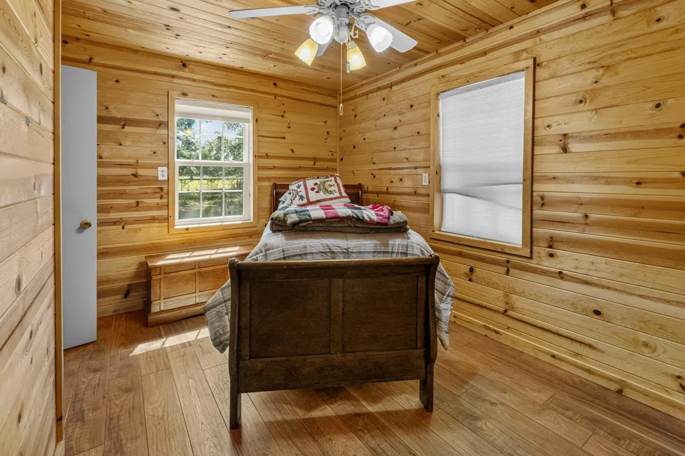 10338 Fm 2437 Hallettsville, TX 77964