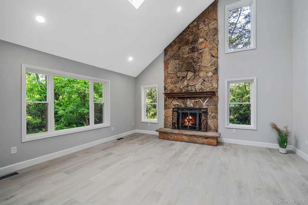 3 Cozine Road S Center Moriches, NY 11934