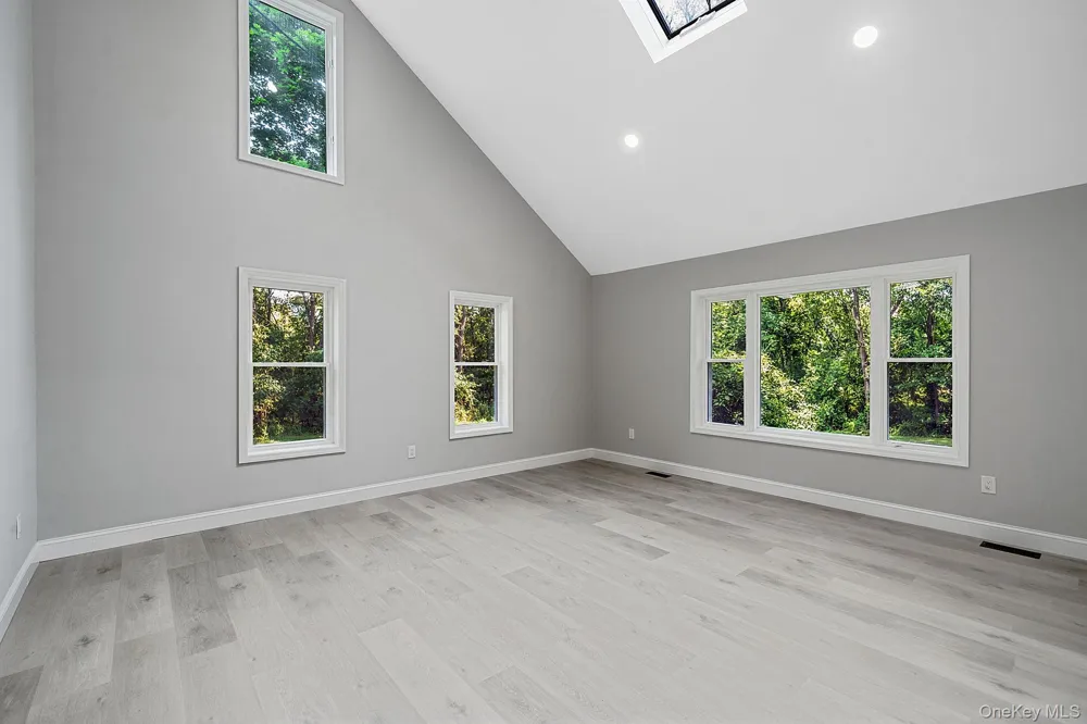 3 Cozine Road S Center Moriches, NY 11934