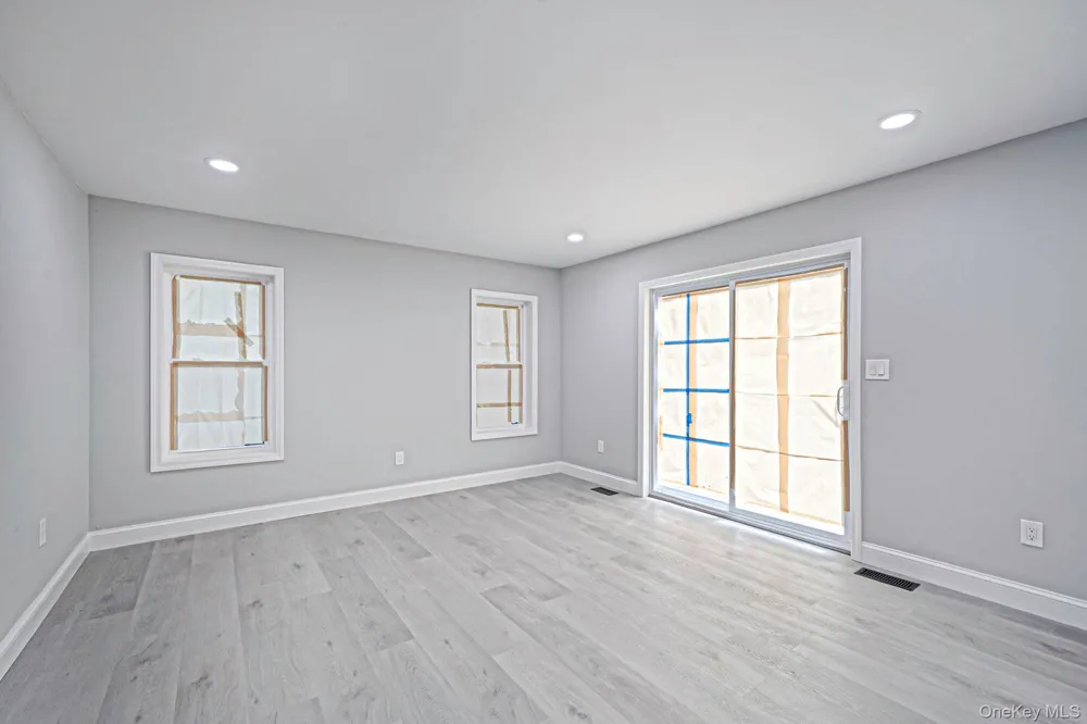 3 Cozine Road S Center Moriches, NY 11934