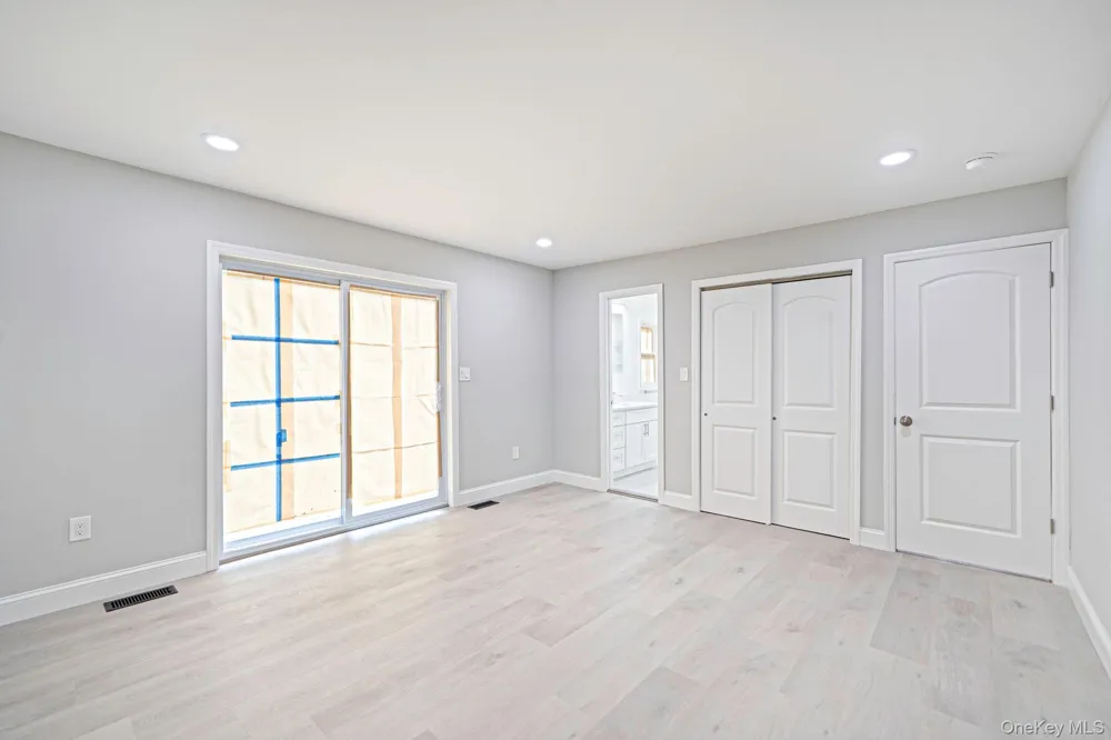 3 Cozine Road S Center Moriches, NY 11934
